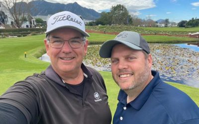 Time for a round of golf! ⛳🏌🏽‍♀️🏌🏼